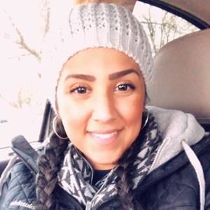 Meet your Posher, Danielle